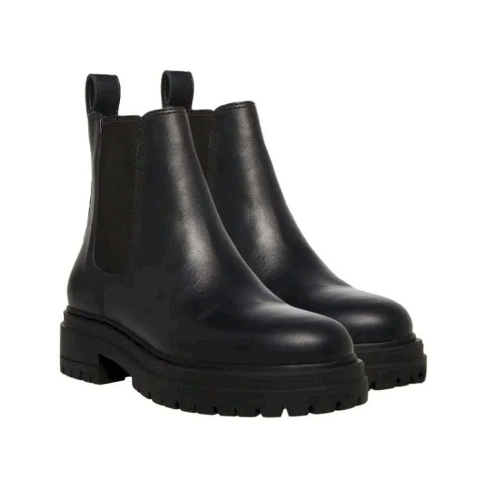 Steve Madden Black Ankle Boots - Picture 3 of 7